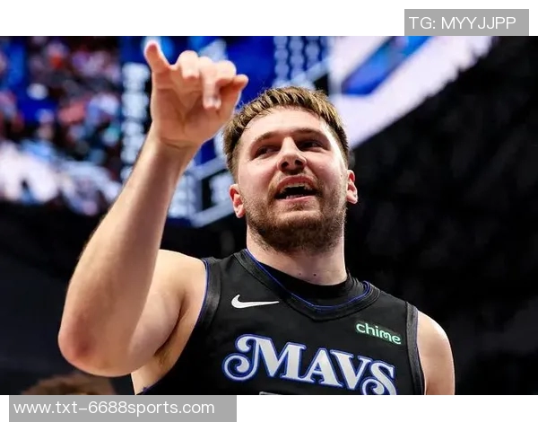 银星与狂热的得分对决揭示了篮球战术的魅力与团队协作的重要性